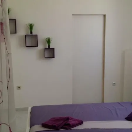 Ariel Apartment *