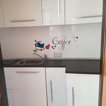 Ariel Vir